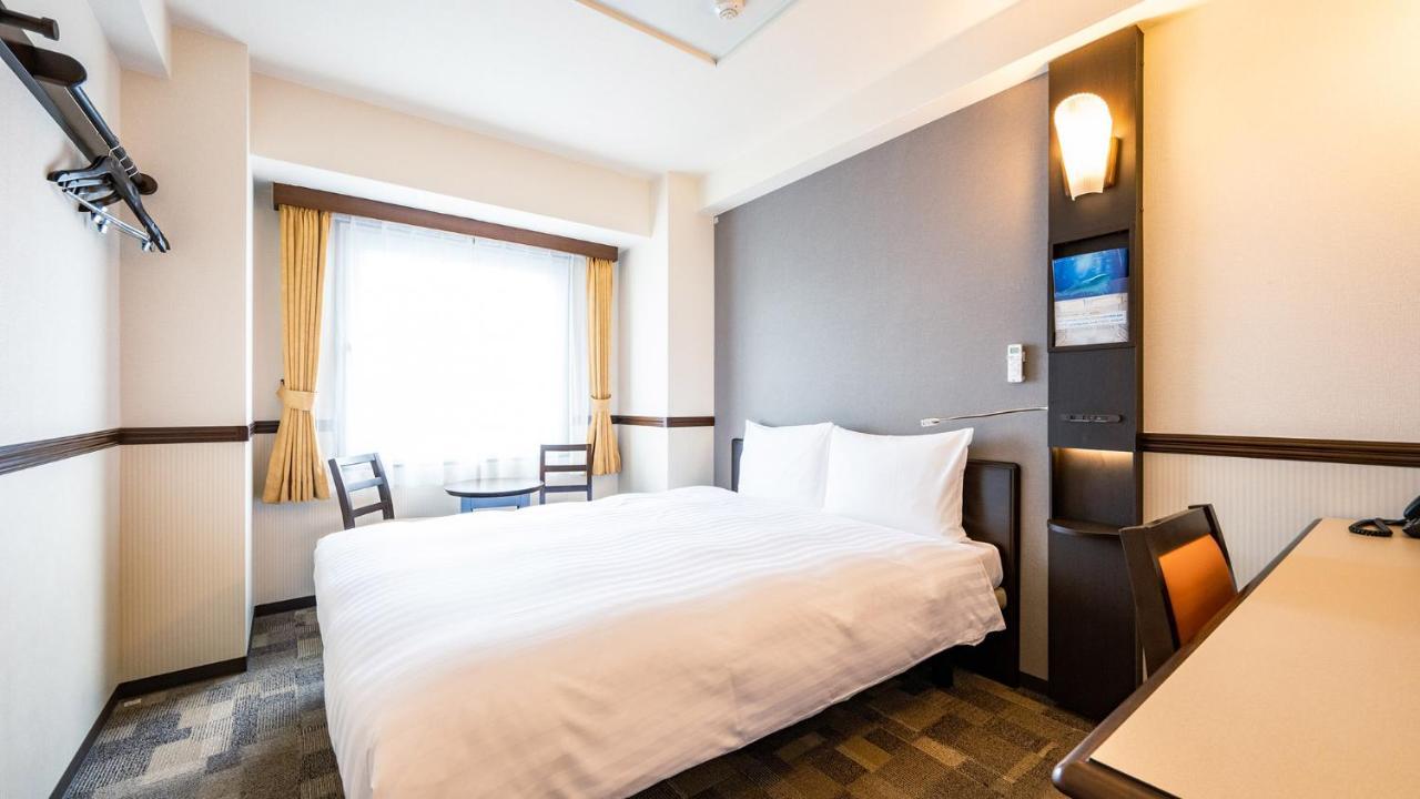 Toyoko Inn Toyama-Eki Shinkansen-Guchi No.2 Exteriér fotografie